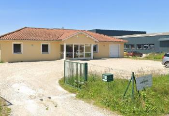 Bureau à vendre Saint-Denis-lès-Bourg (01000) - 200 m²