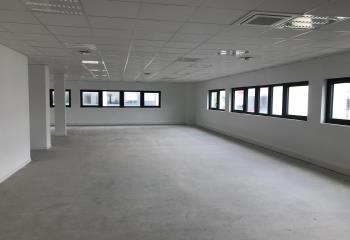 Bureau à vendre Trignac (44570) - 77 m²