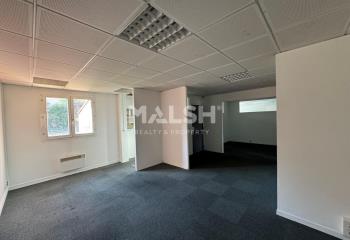 Bureau à vendre Villars (42390) - 257 m²
