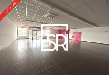 Vente local commercial 800 m² non divisibles à Cournon-d'Auvergne - 63800