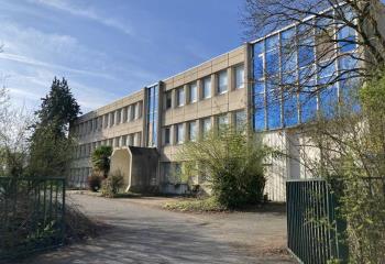 Activité/Entrepôt à vendre Montigny-le-Bretonneux (78180) - 2121 m² à Montigny-le-Bretonneux - 78180