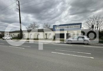 Activité/Entrepôt à vendre Saint-Pierre-des-Corps (37700) - 560 m²