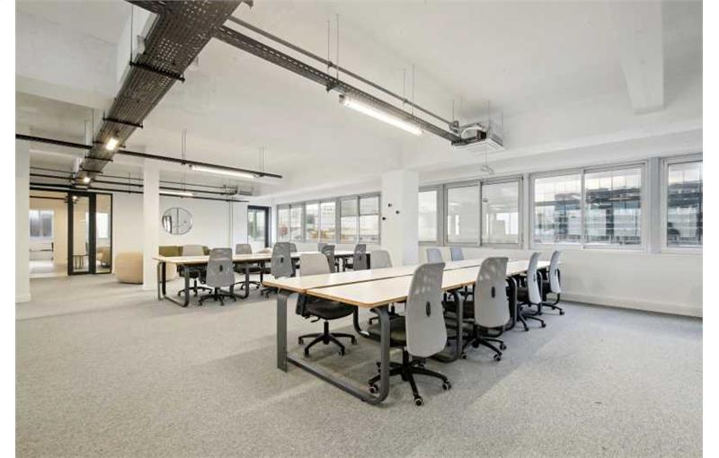 Coworking & bureaux flexibles à Nanterre - 92000 photo - 1