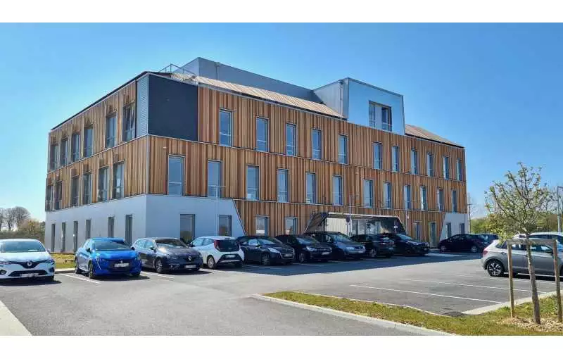 Location de bureau de 121 m² à Amiens - 80000