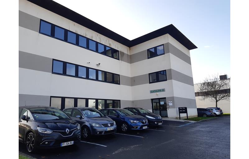 Location de bureau de 450 m² à Amiens - 80000 photo - 1