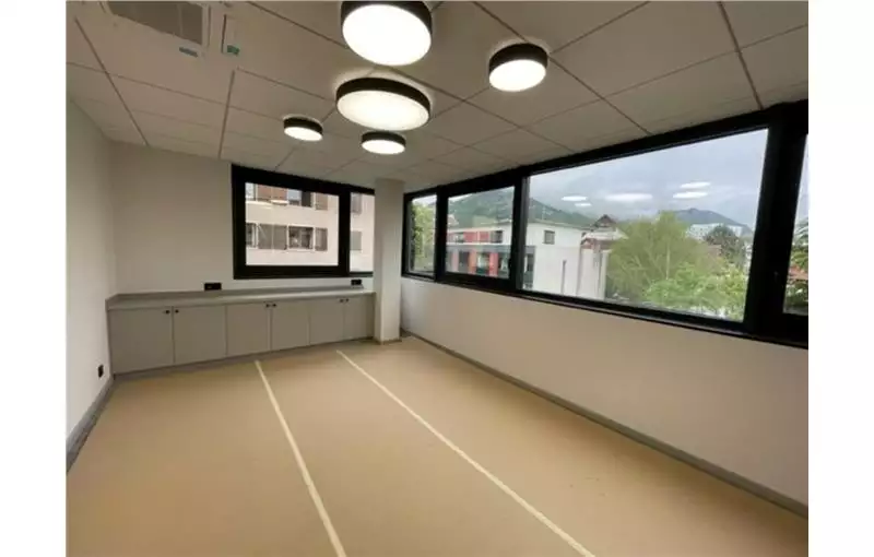 Location de bureau de 233 m² à Annecy - 74000