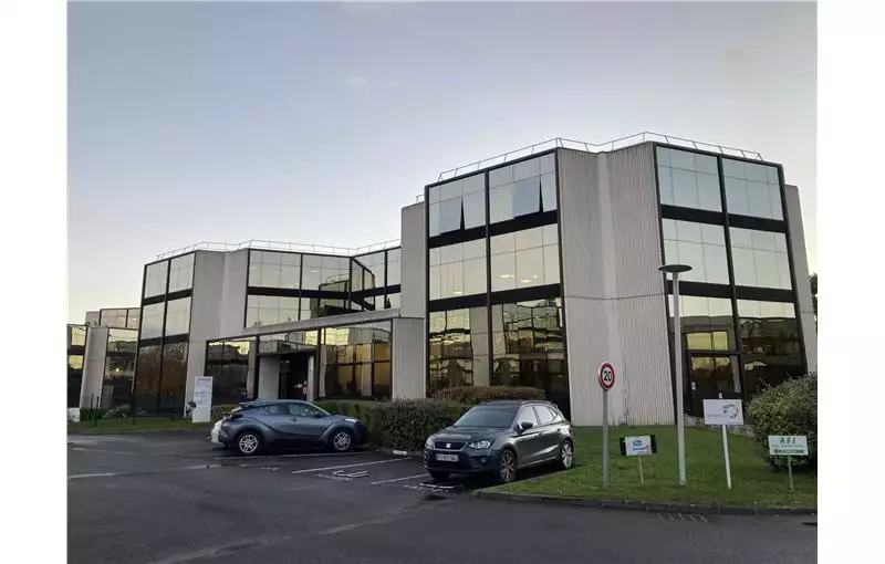 Location de bureau de 680 m² à Argenteuil - 95100