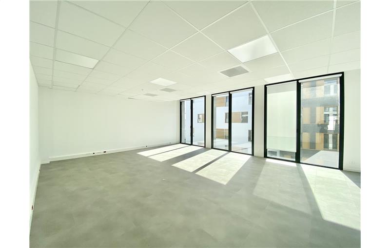 Location de bureau de 56 m² à Asnières-sur-Seine - 92600 photo - 1