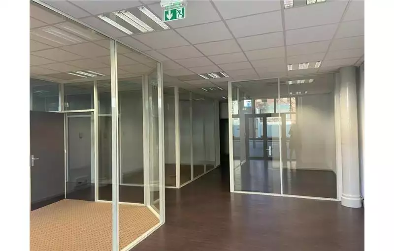 Location de bureau de 205 m² à Belfort - 90000