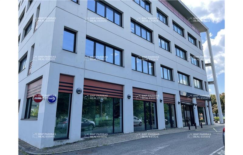 Location de bureau de 890 m² à Besançon - 25000 photo - 1