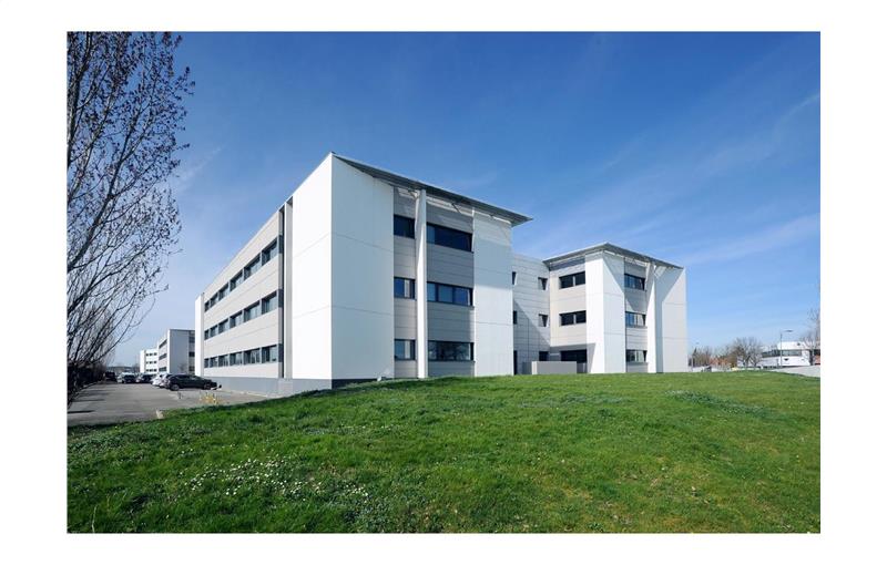 Location de bureau de 3 854 m² à Blagnac - 31700 photo - 1