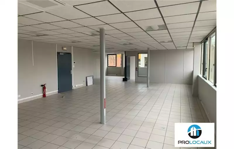 Location de bureau de 153 m² à Bois-Guillaume - 76230
