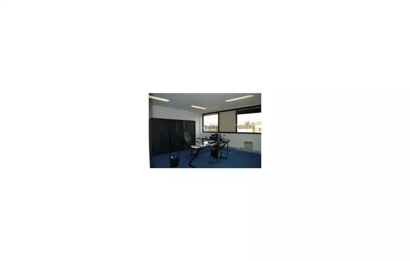 Location de bureau de 150 m² à Boisemont - 95000