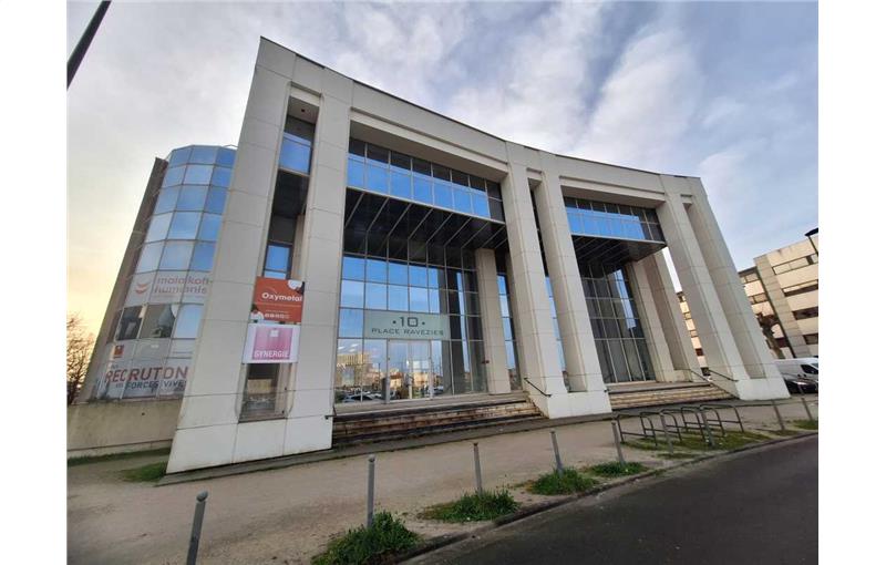 Location de bureau de 2 301 m² à Bordeaux - 33000 photo - 1