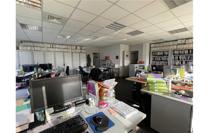 Location de bureau de 593 m² à Bordeaux - 33000 photo - 1