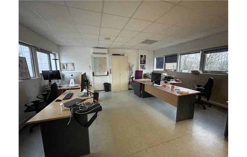 Location de bureau de 800 m² à Bordeaux - 33000 photo - 1