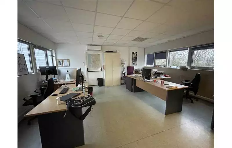 Location de bureau de 800 m² à Bordeaux - 33000