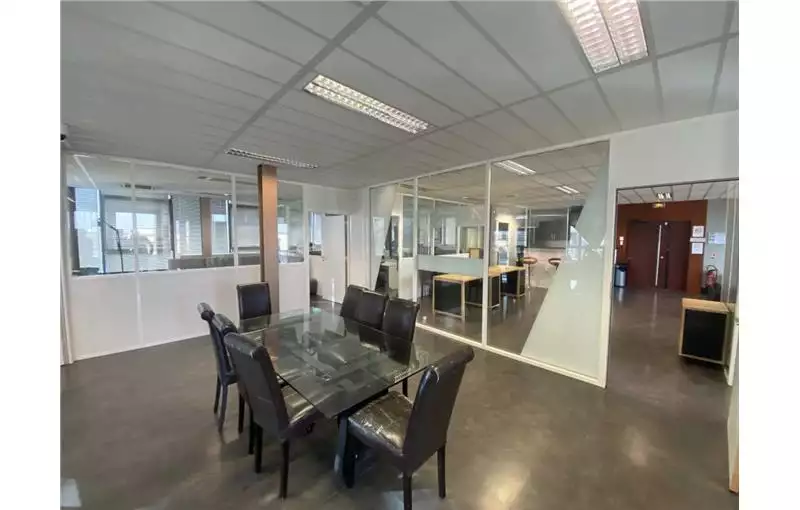 Location de bureau de 239 m² à Bordeaux - 33000