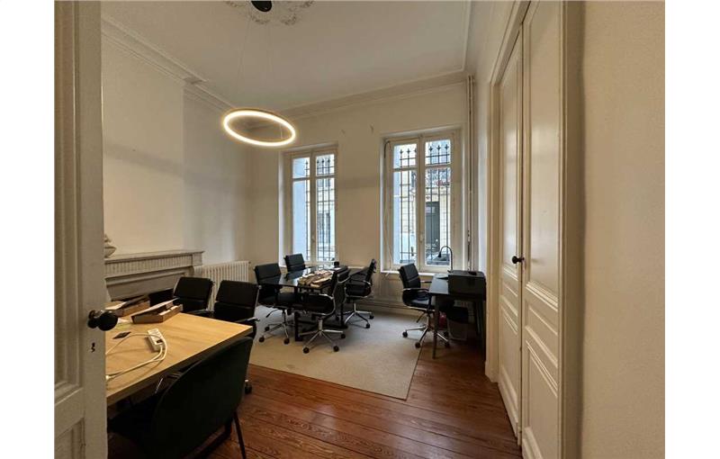 Location de bureau de 135 m² à Bordeaux - 33000 photo - 1