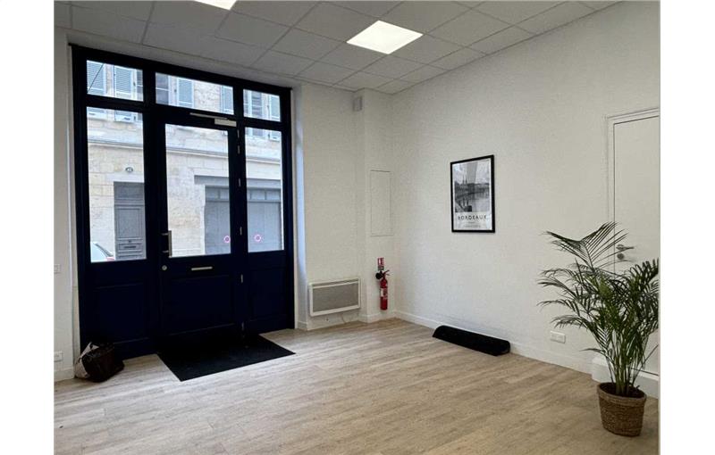 Location de bureau de 55 m² à Bordeaux - 33000 photo - 1