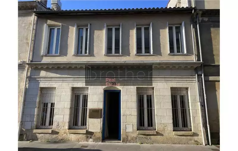 Location de bureau de 151 m² à Bordeaux - 33000