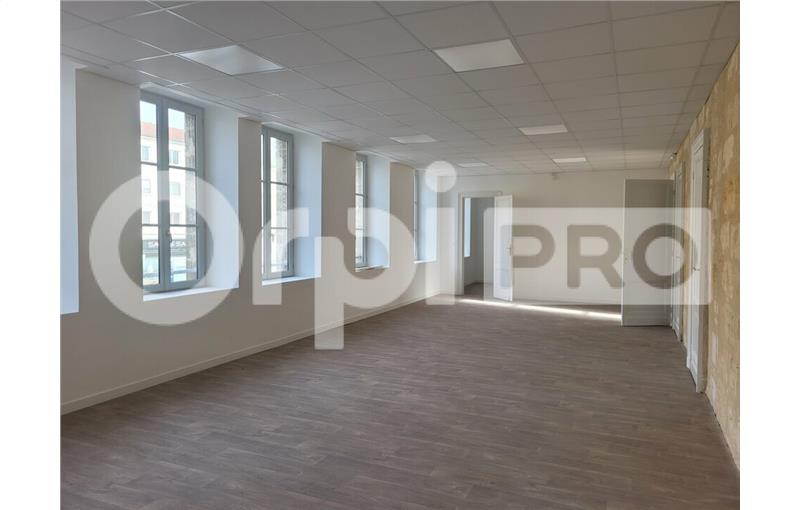 Location de bureau de 100 m² à Bordeaux - 33000 photo - 1