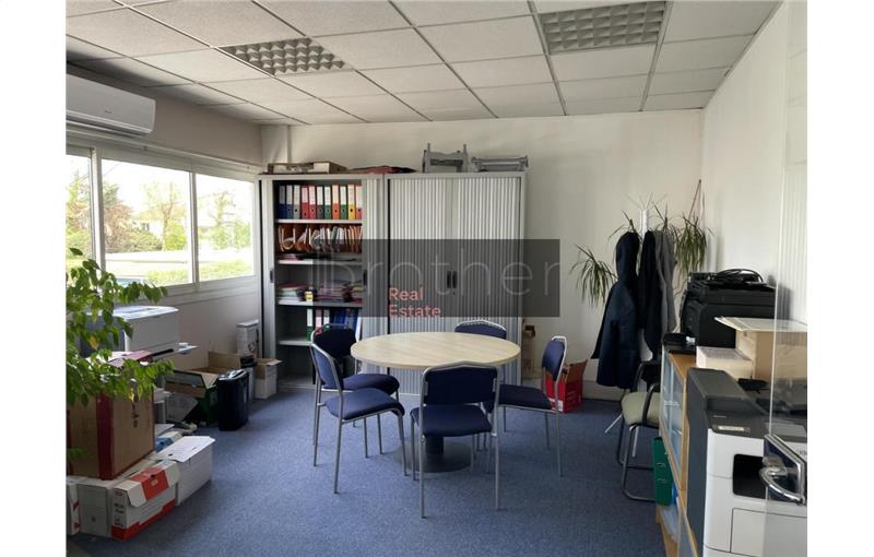 Location de bureau de 220 m² à Bordeaux - 33000 photo - 1