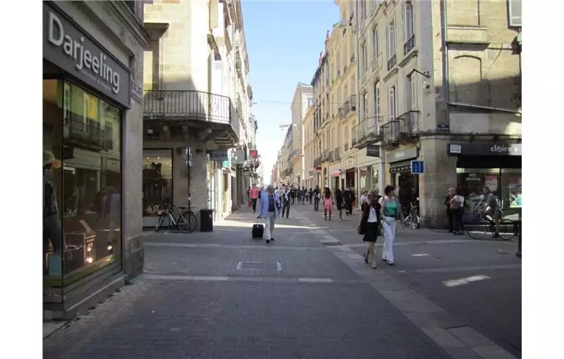 Location de bureau de 437 m² à Bordeaux - 33000