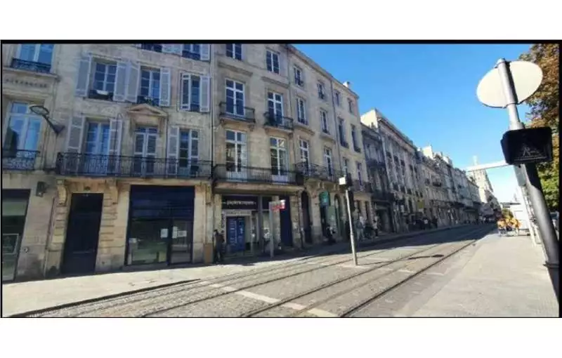 Location de bureau de 178 m² à Bordeaux - 33000