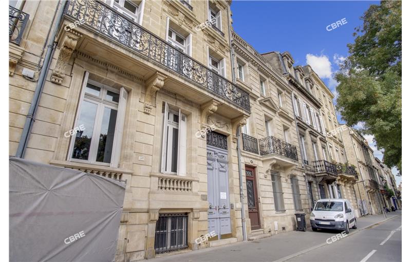 Location de bureau de 301 m² à Bordeaux - 33000 photo - 1