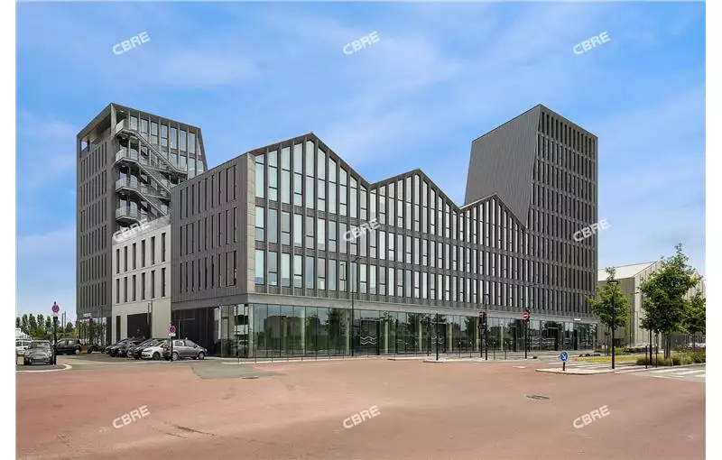 Location de bureau de 644 m² à Bordeaux - 33000