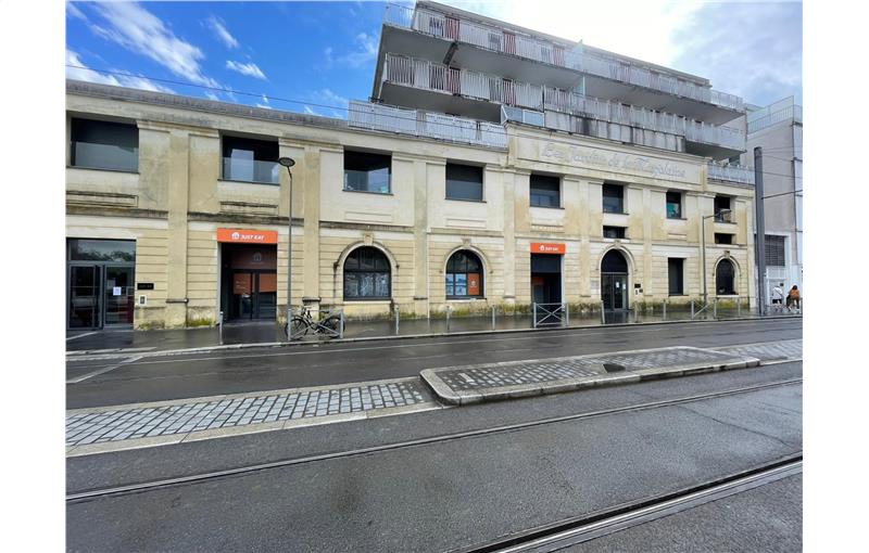 Location de bureau de 186 m² à Bordeaux - 33000 photo - 1