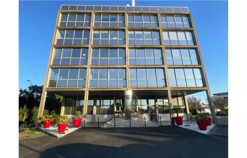 Location de bureau de 340 m² à Bordeaux - 33000