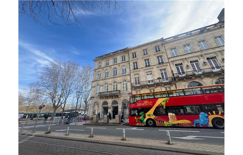 Location de bureau de 352 m² à Bordeaux - 33000 photo - 1