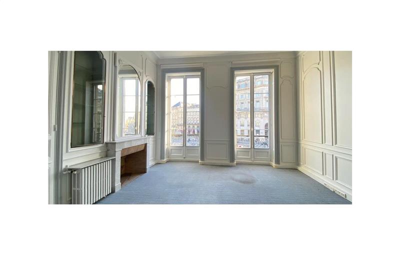 Location de bureau de 653 m² à Bordeaux - 33000 photo - 1