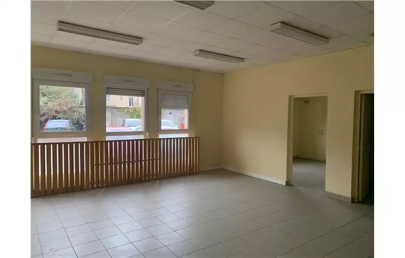Location de bureau de 66 m² à Bourg-en-Bresse - 01000