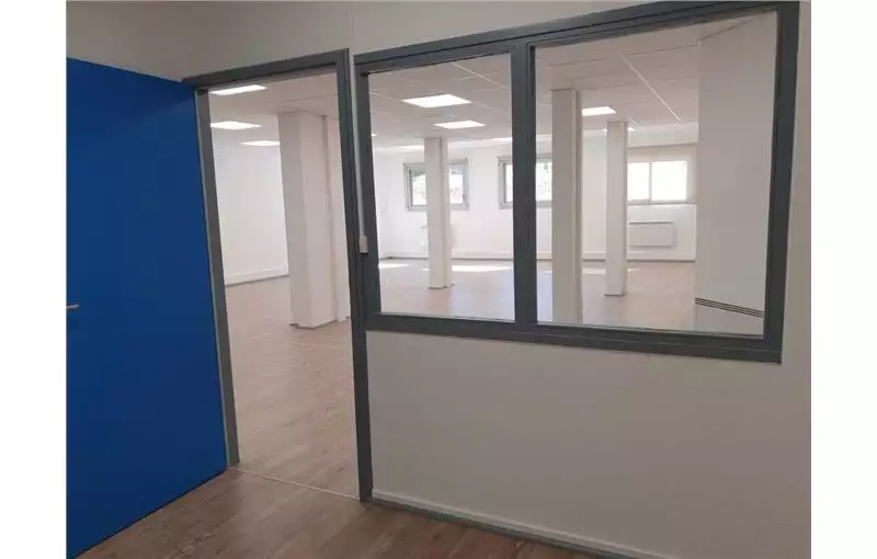 Location de bureau de 125 m² à Bourg-en-Bresse - 01000