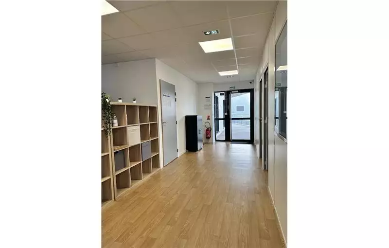 Location de bureau de 262 m² à Bourg-en-Bresse - 01000