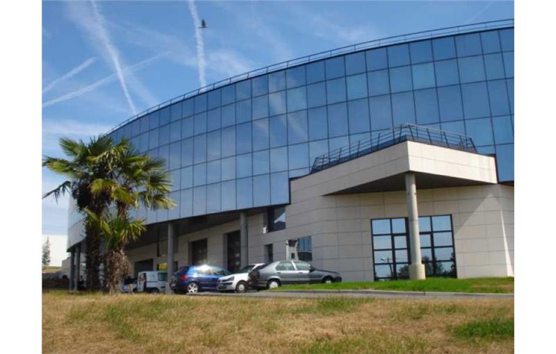 Location de bureau de 2 902 m² à Bry-sur-Marne - 94360 photo - 1