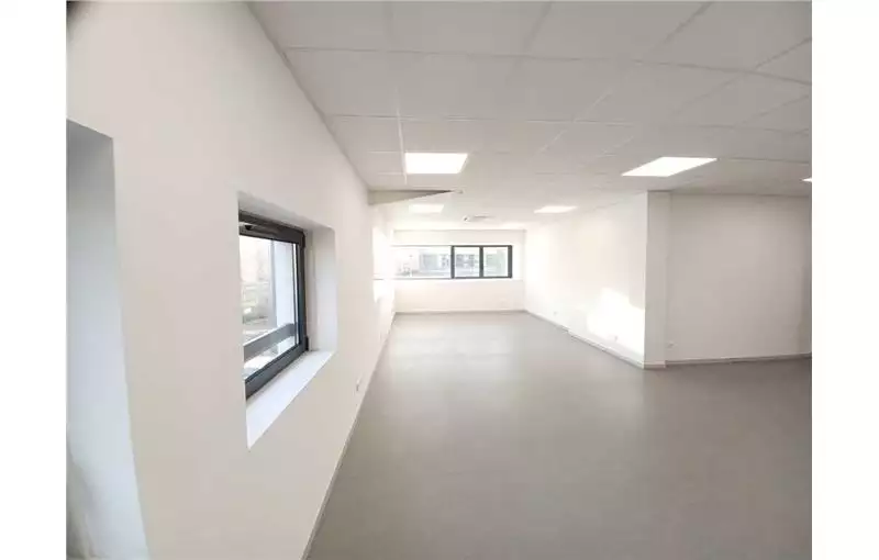 Location de bureau de 66 m² à Bussy-Saint-Georges - 77600