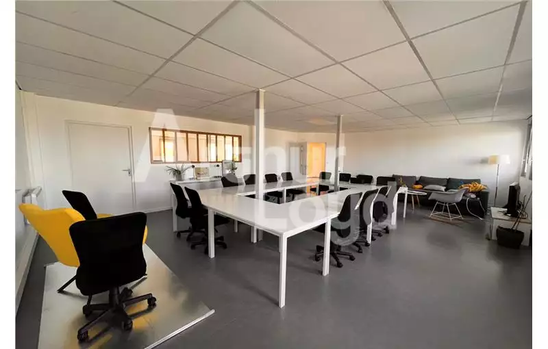 Location de bureau de 143 m² à Caen - 14000