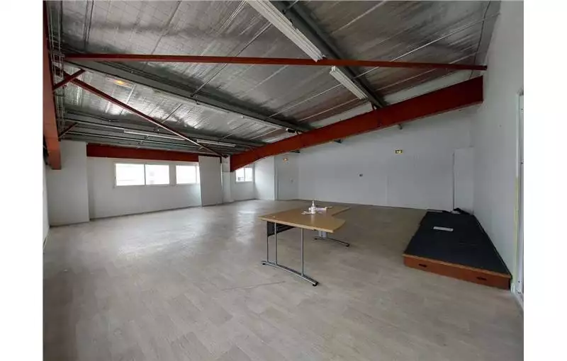 Location de bureau de 600 m² à Castelnau-le-Lez - 34170