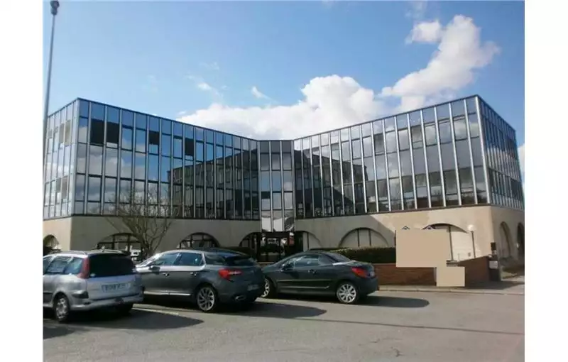Location de bureau de 2039 m² à Cesson-Sévigné - 35510