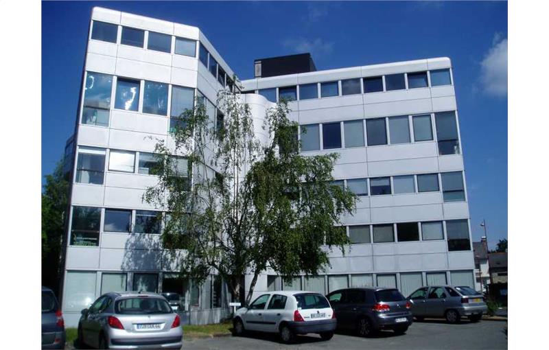 Location de bureau de 979 m² à Cesson-Sévigné - 35510 photo - 1