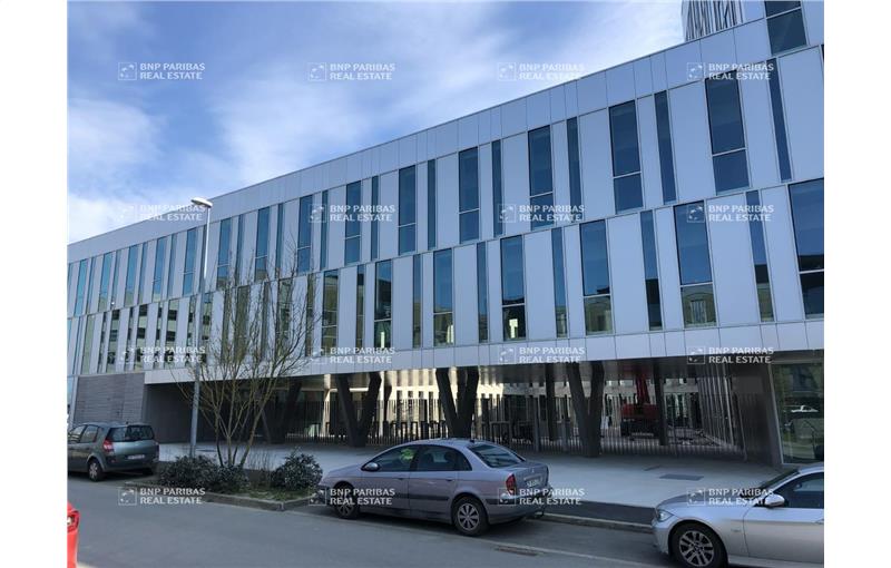 Location de bureau de 1 912 m² à Cesson-Sévigné - 35510 photo - 1