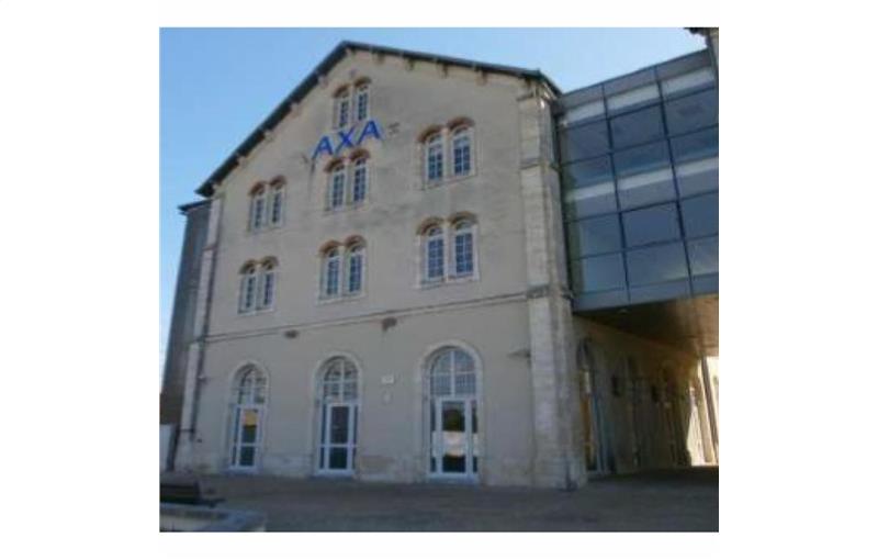 Location de bureau de 6 302 m² à Châteauroux - 36000 photo - 1