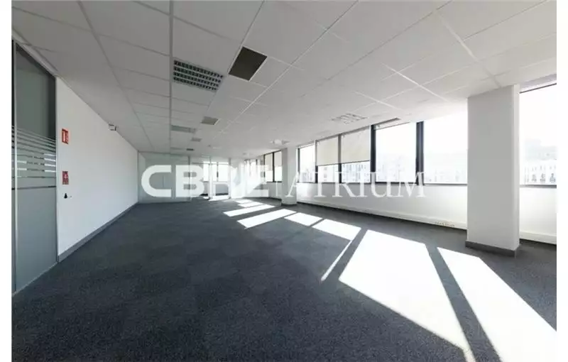 Location de bureau de 957 m² à Clermont-Ferrand - 63000