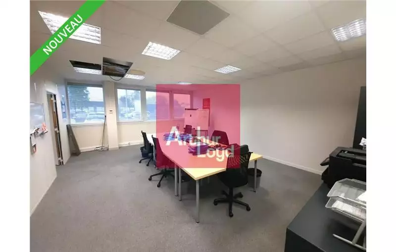 Location de bureau de 100 m² à Clermont-Ferrand - 63000