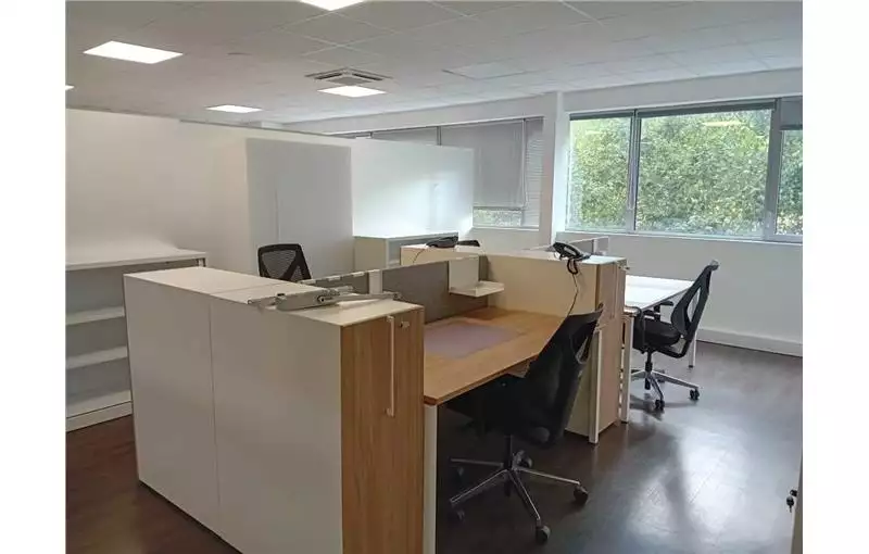 Location de bureau de 114 m² à Collégien - 77090
