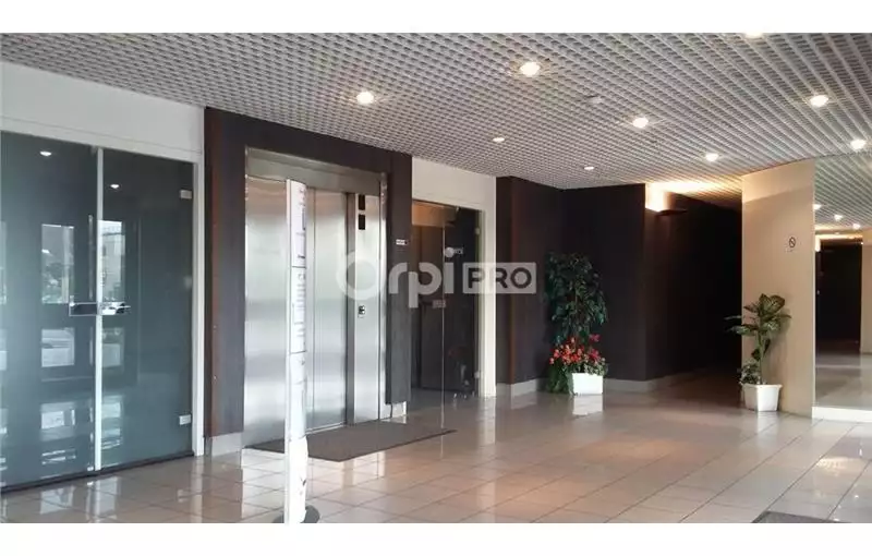 Location de bureau de 105 m² à Compiègne - 60200